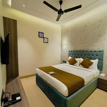 Hotel Lime Wood Мумбаї Екстер'єр фото
