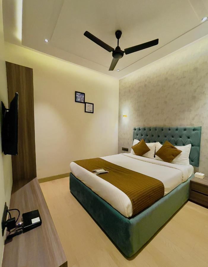 Hotel Lime Wood Мумбаї Екстер'єр фото